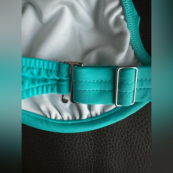 VENUS Underwire Lined Ruffle Bikini Top Turquoise - Picture 4 of 6